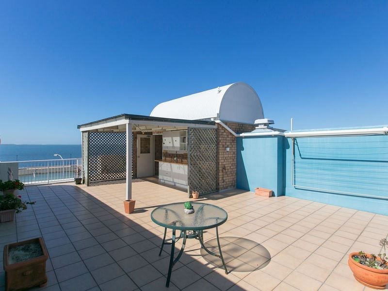 9/155 Wynnum Esplanade, Wynnum QLD 4178