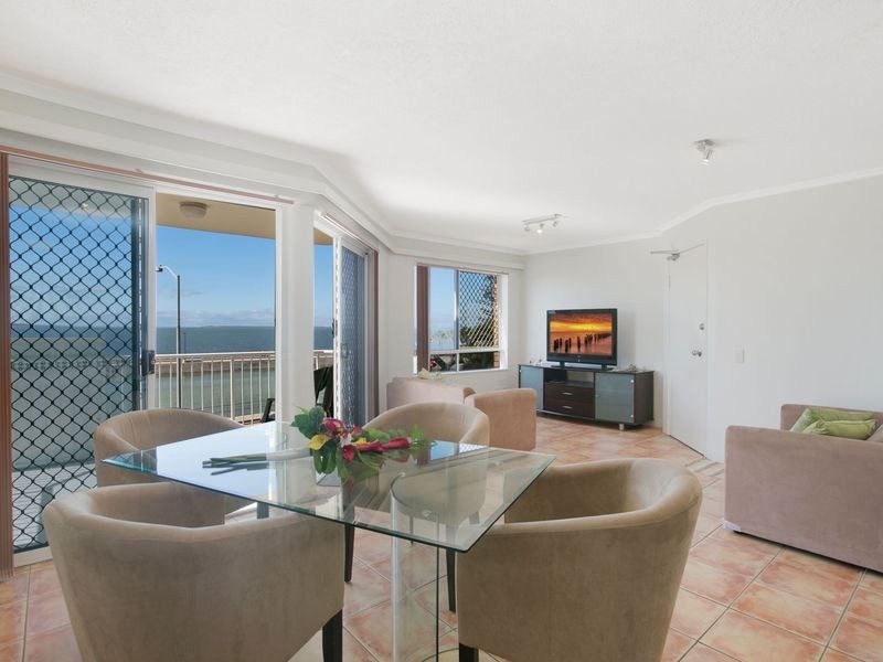 9/155 Wynnum Esplanade, Wynnum QLD 4178