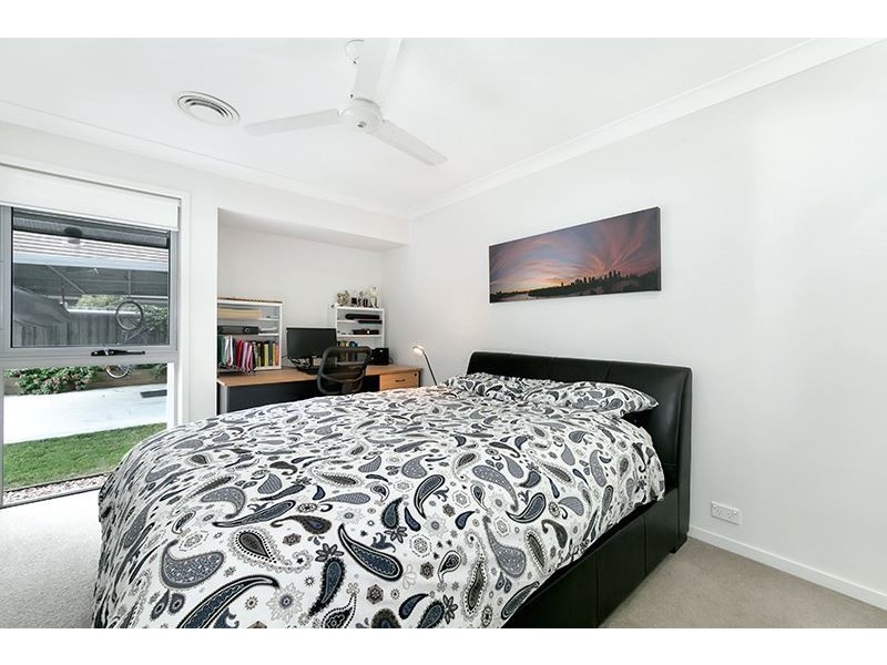 53 Torrens Crescent, Wakerley QLD 4154