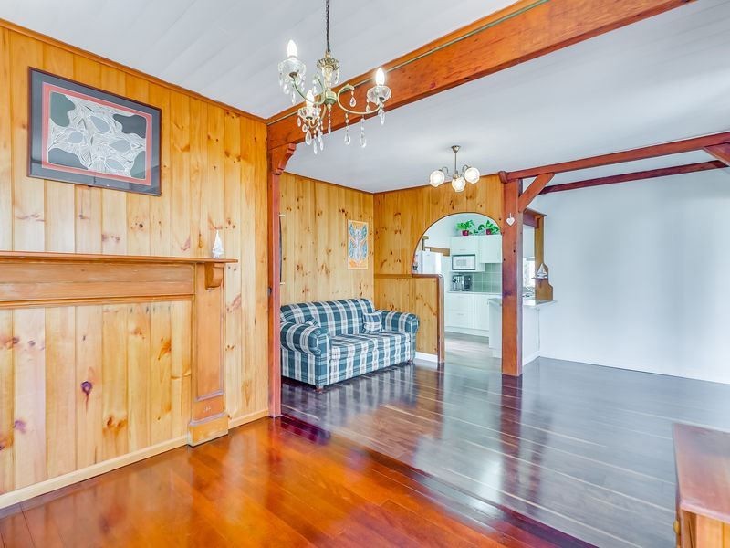 21 Waterloo Esplanade, Wynnum QLD 4178