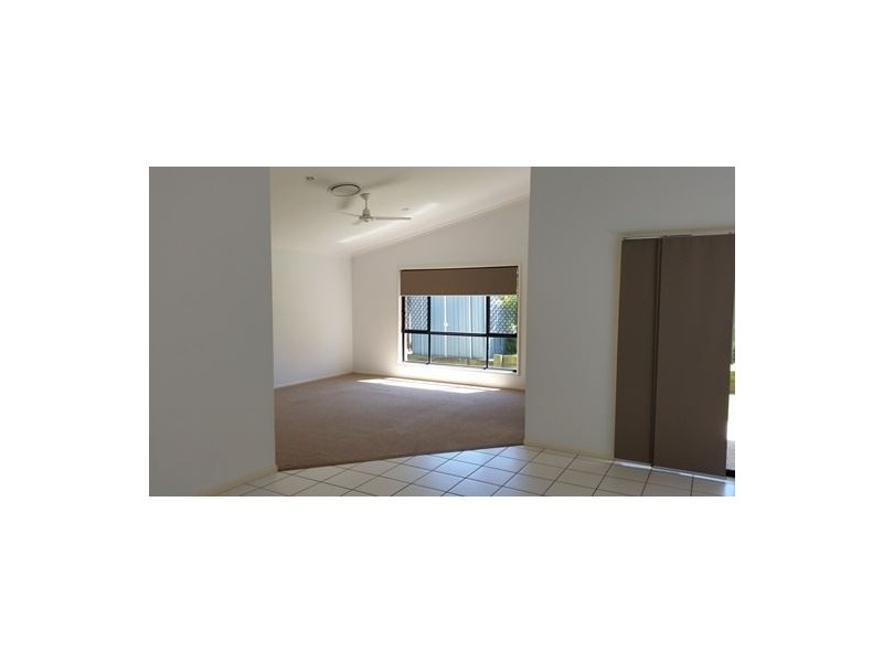 5 Jasmine Street, Wakerley QLD 4154
