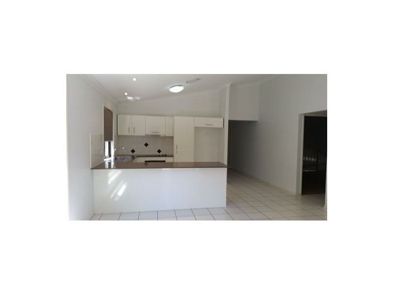5 Jasmine Street, Wakerley QLD 4154
