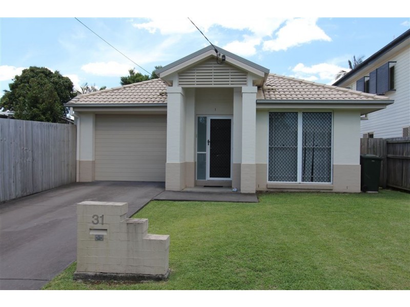 31 Daniel Street, Lota QLD 4179
