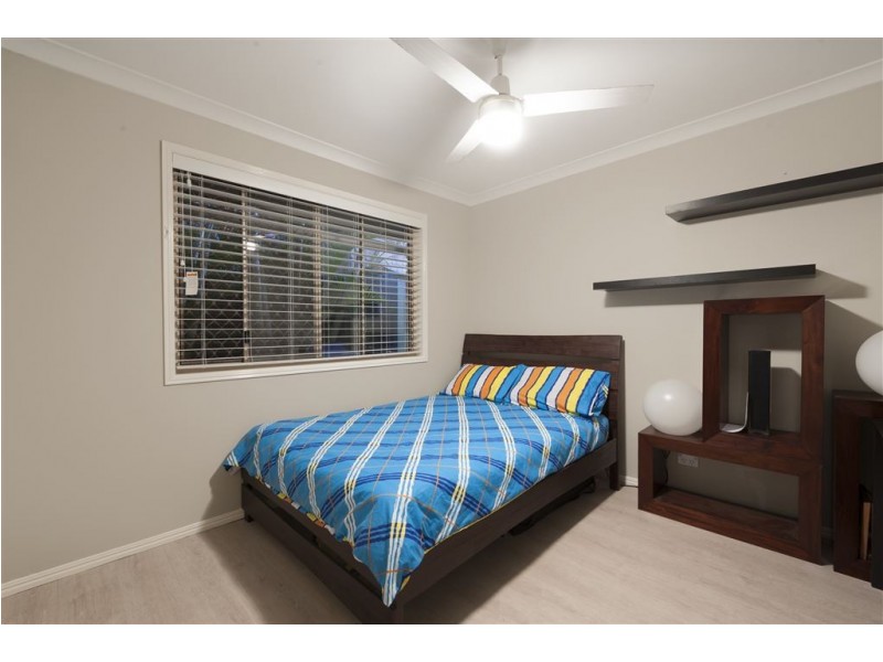 44 School Road, Wynnum West QLD 4178