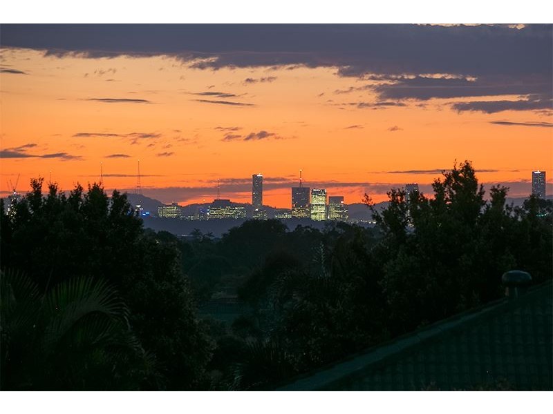 23 Underwood Street, Wakerley QLD 4154