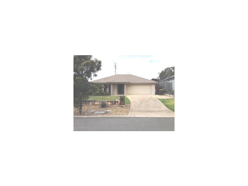 8 Peregian Close, Manly West QLD 4179