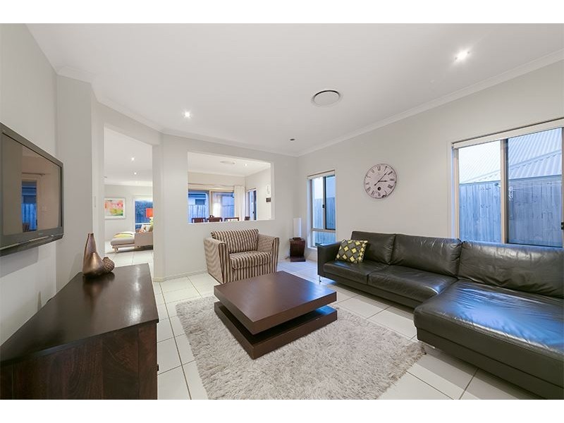 32 Figtree Place, Wakerley QLD 4154