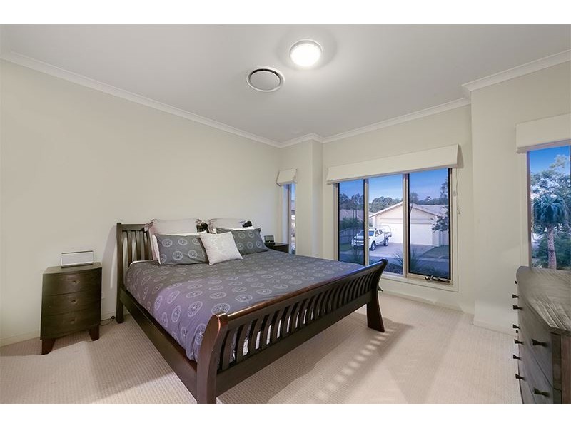 32 Figtree Place, Wakerley QLD 4154