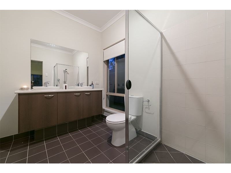32 Figtree Place, Wakerley QLD 4154