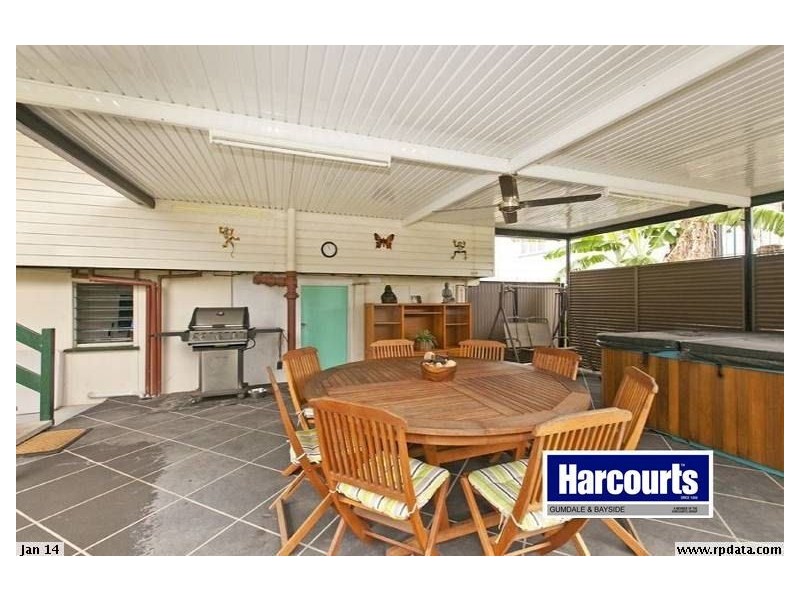 34 Malabar Street, Wynnum West QLD 4178