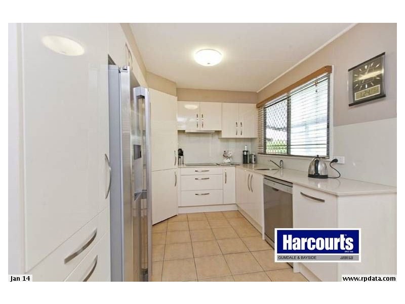 34 Malabar Street, Wynnum West QLD 4178