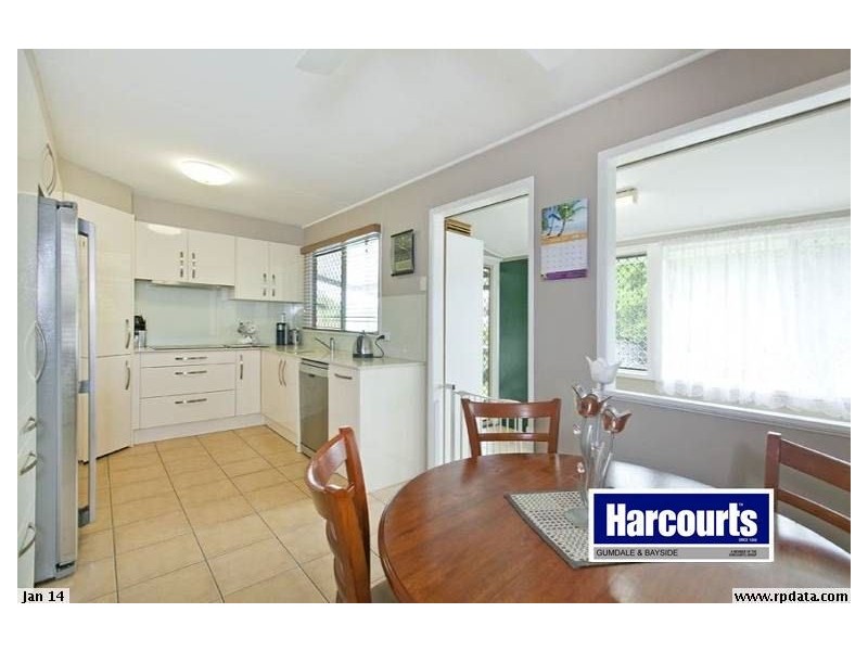 34 Malabar Street, Wynnum West QLD 4178