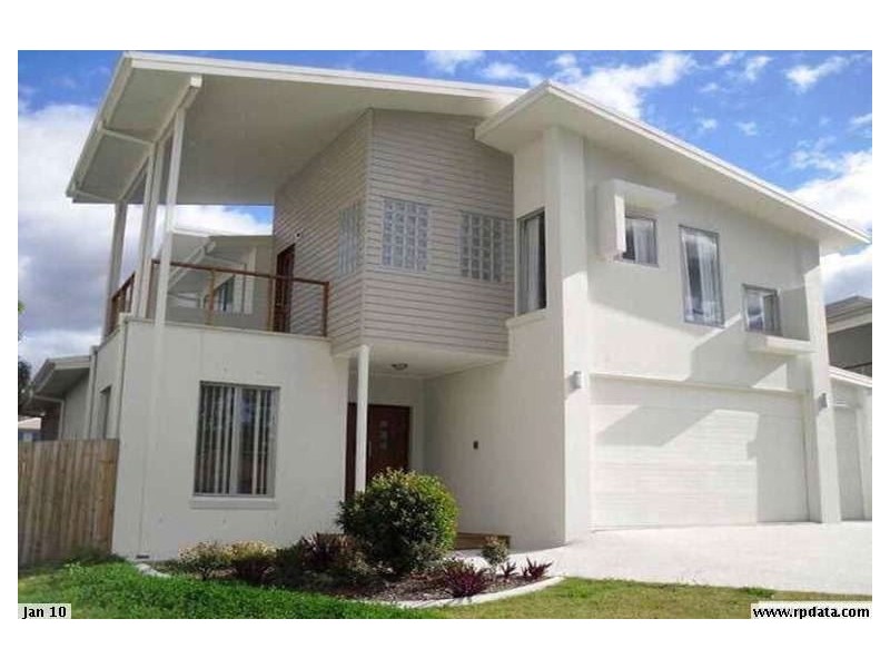 8 Glider Close, Wakerley QLD 4154