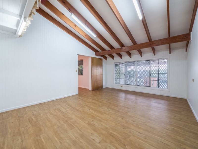 6 Nirimba Street, Manly West QLD 4179