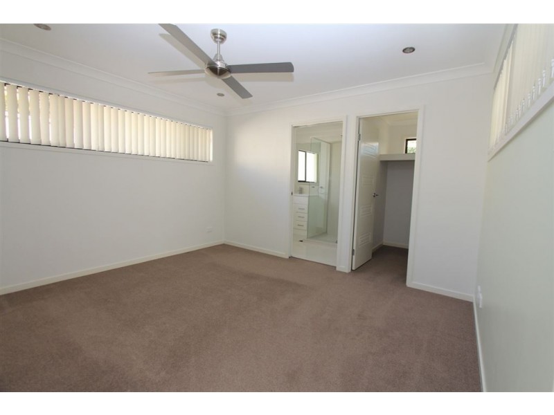 15 wassell Street, Wynnum QLD 4178