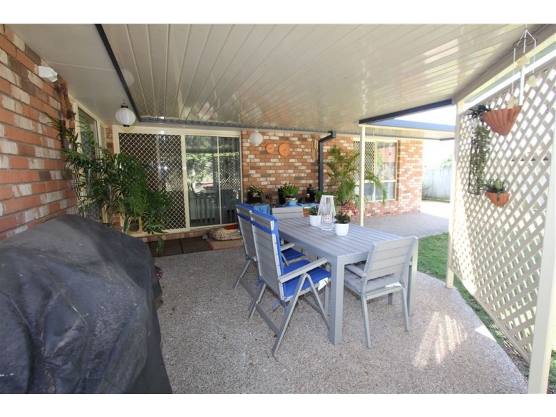 12 Manor Crescent, Wakerley QLD 4154