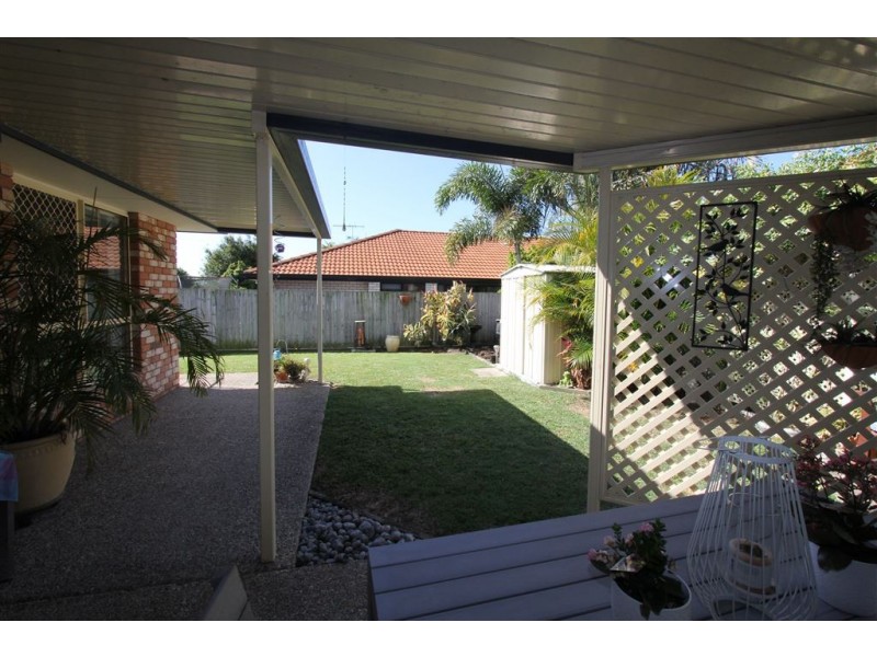 12 Manor Crescent, Wakerley QLD 4154