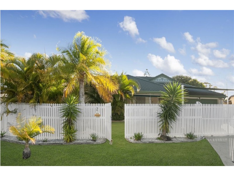 2 Cathben Court, Wynnum West QLD 4178