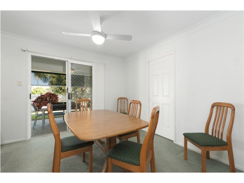 2 Cathben Court, Wynnum West QLD 4178