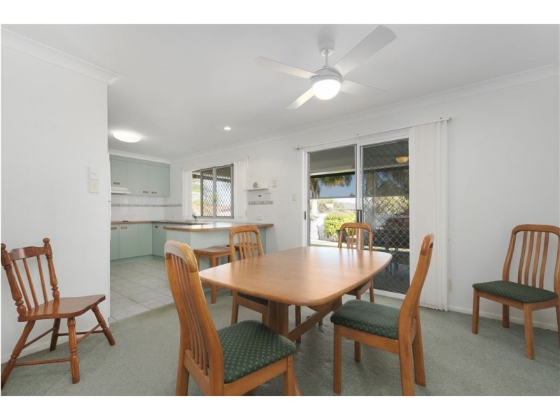 2 Cathben Court, Wynnum West QLD 4178