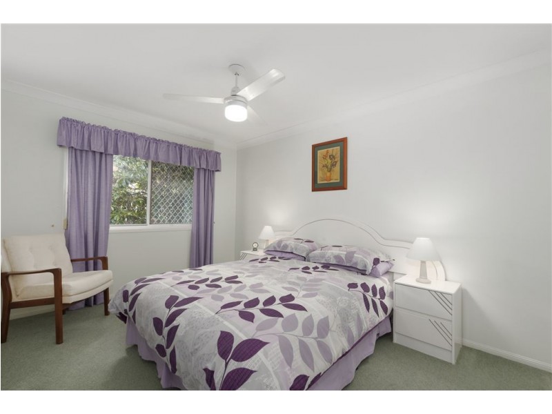 2 Cathben Court, Wynnum West QLD 4178
