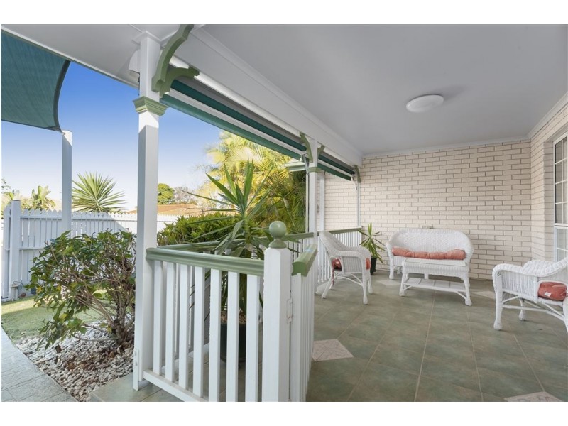2 Cathben Court, Wynnum West QLD 4178