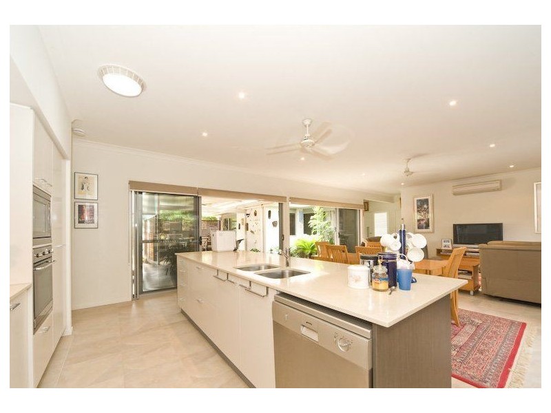 22 Torrens Crescent, Wakerley QLD 4154