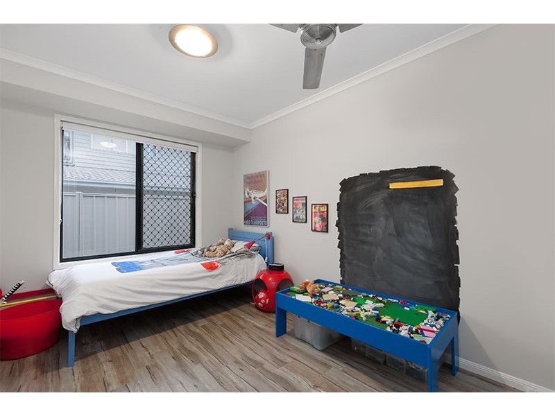 42 Lachlan Drive, Wakerley QLD 4154