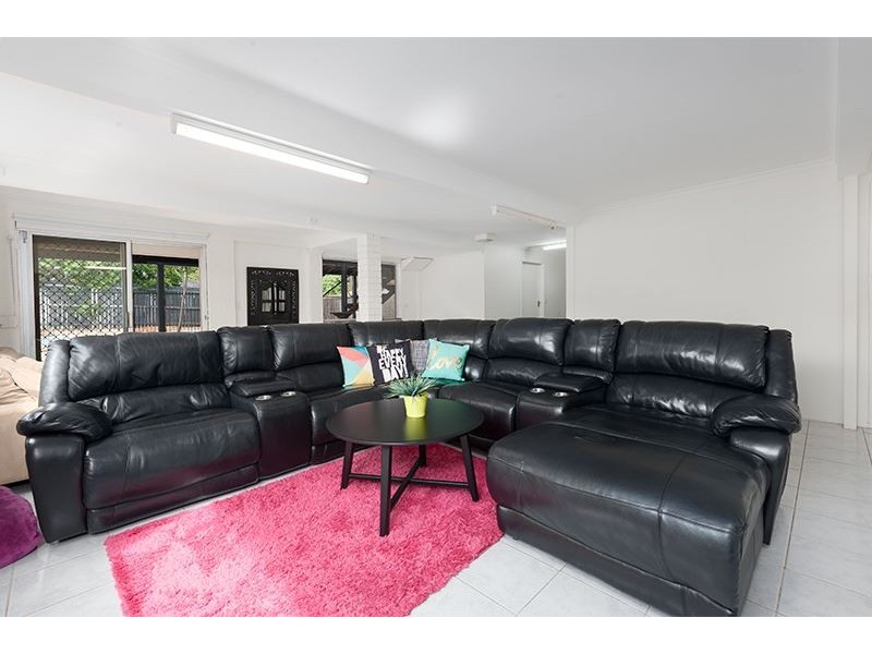 17 Tamarix Street, Alexandra Hills QLD 4161