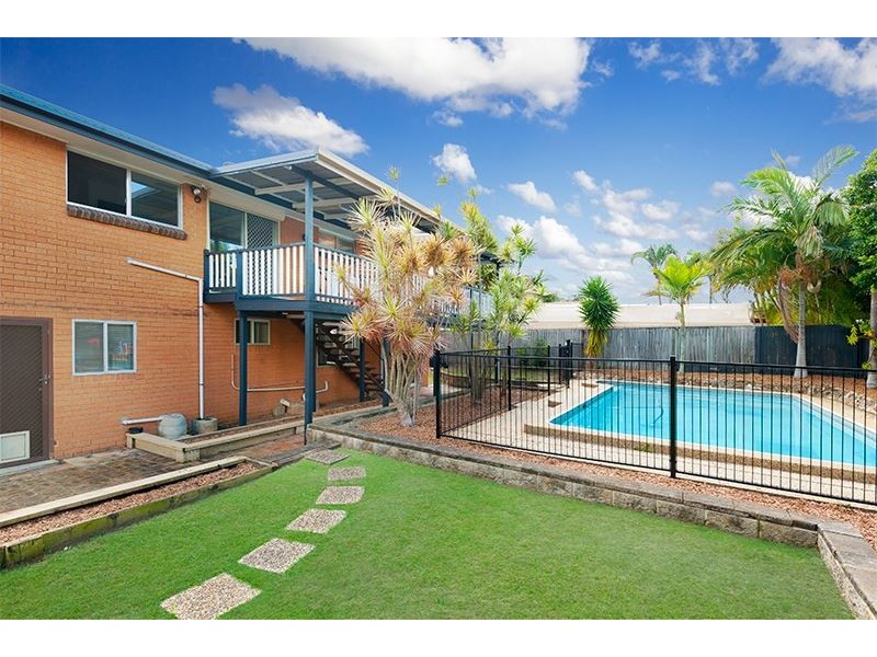 17 Tamarix Street, Alexandra Hills QLD 4161