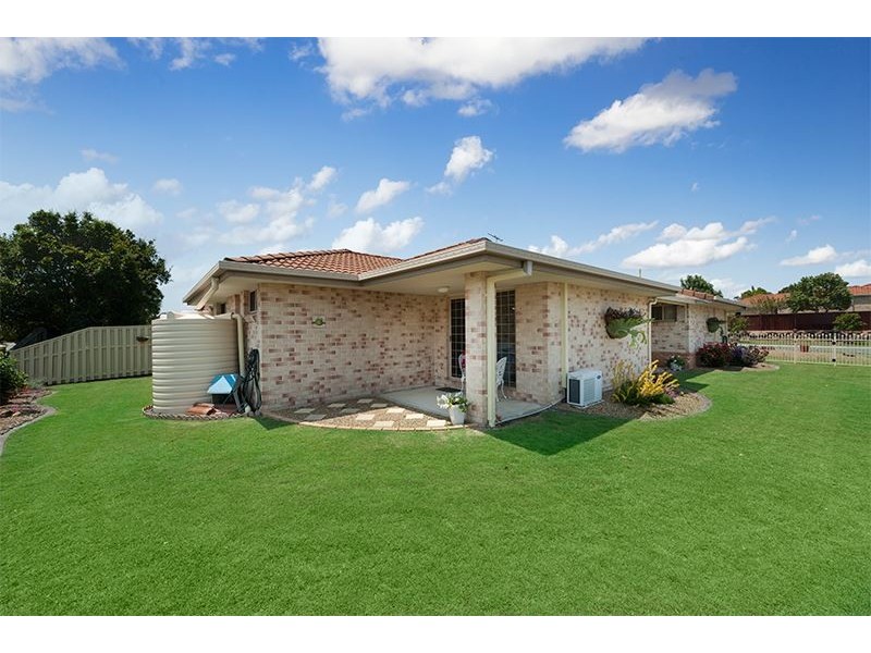 2 Isaacs Way, Wakerley QLD 4154