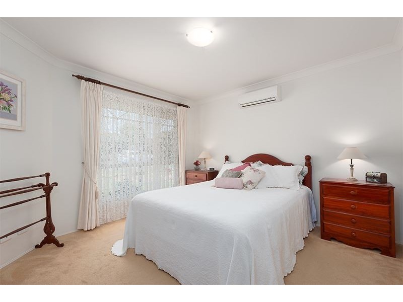 2 Isaacs Way, Wakerley QLD 4154