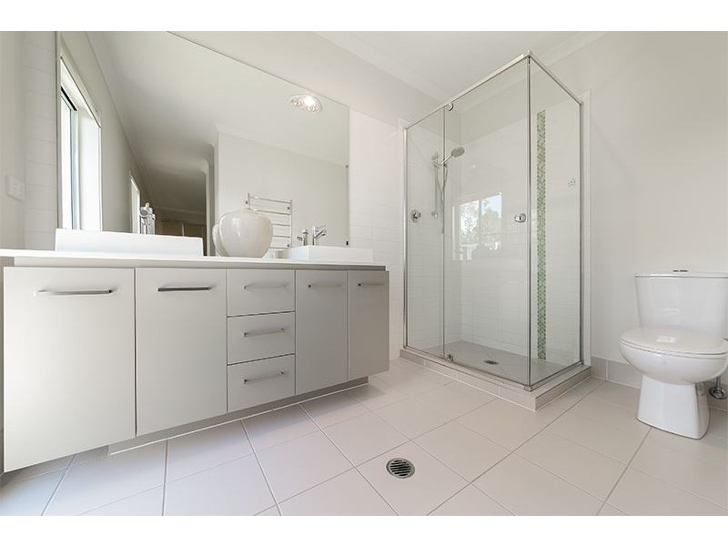 11 McMullan Close, Gumdale QLD 4154