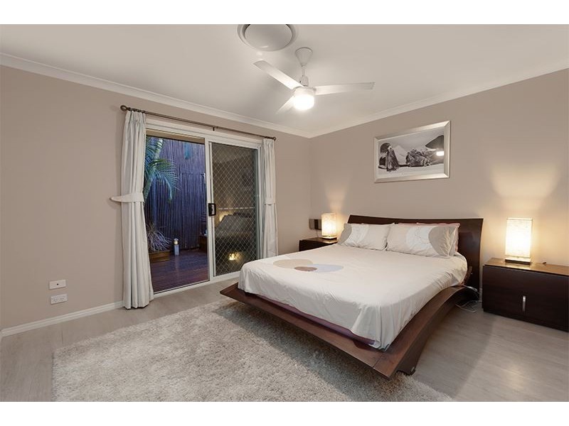 44 School Road, Wynnum West QLD 4178