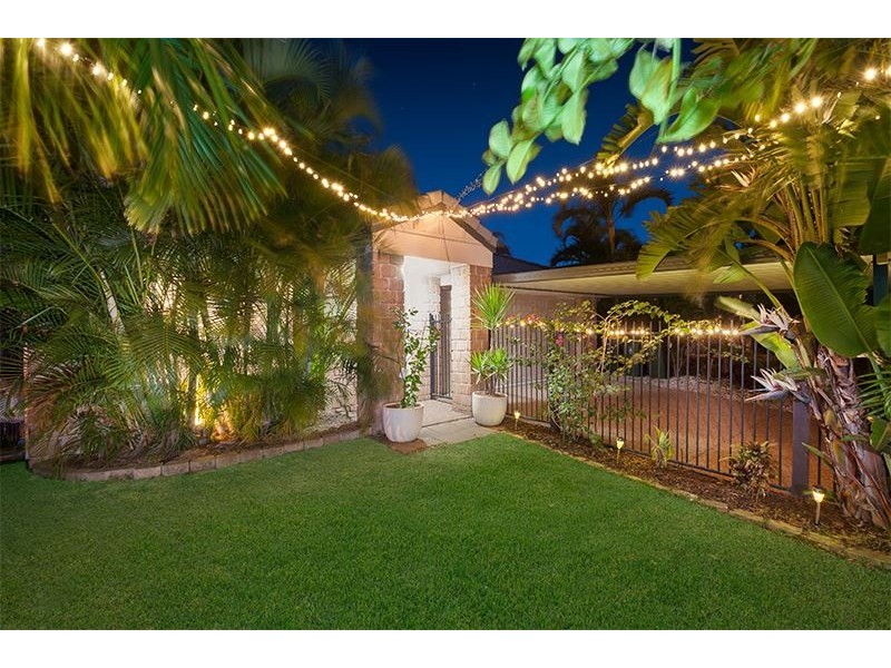 44 School Road, Wynnum West QLD 4178