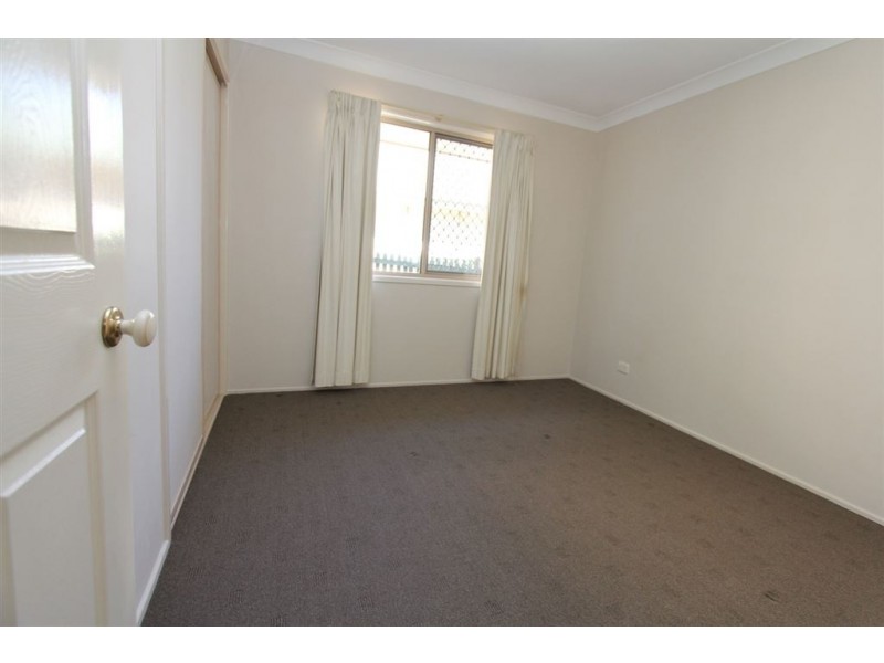 32 Plaza Street, Wynnum West QLD 4178