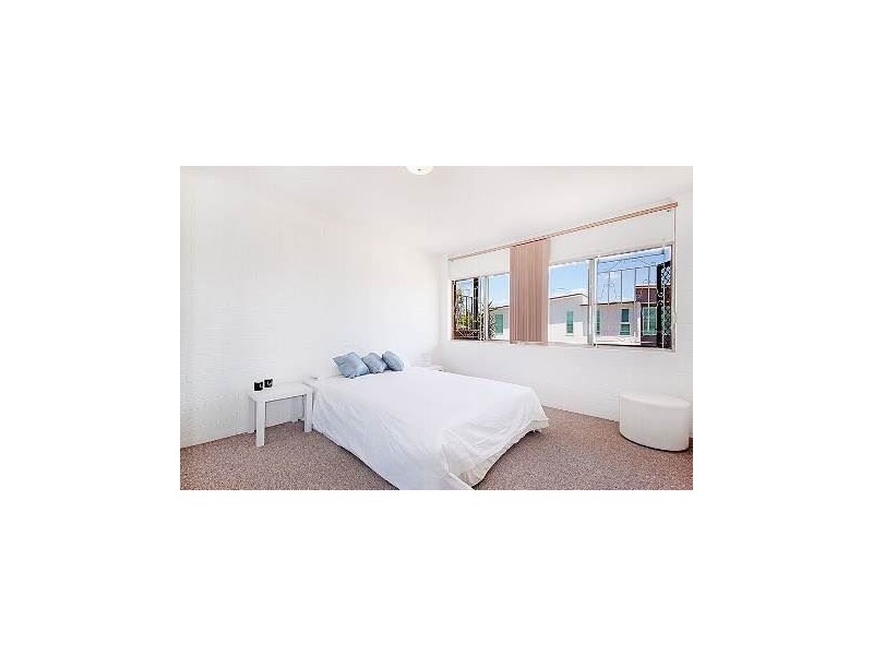 6/84 Stuart Street, Bulimba QLD 4171