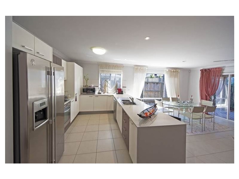 23 Lachlan Drive, Wakerley QLD 4154