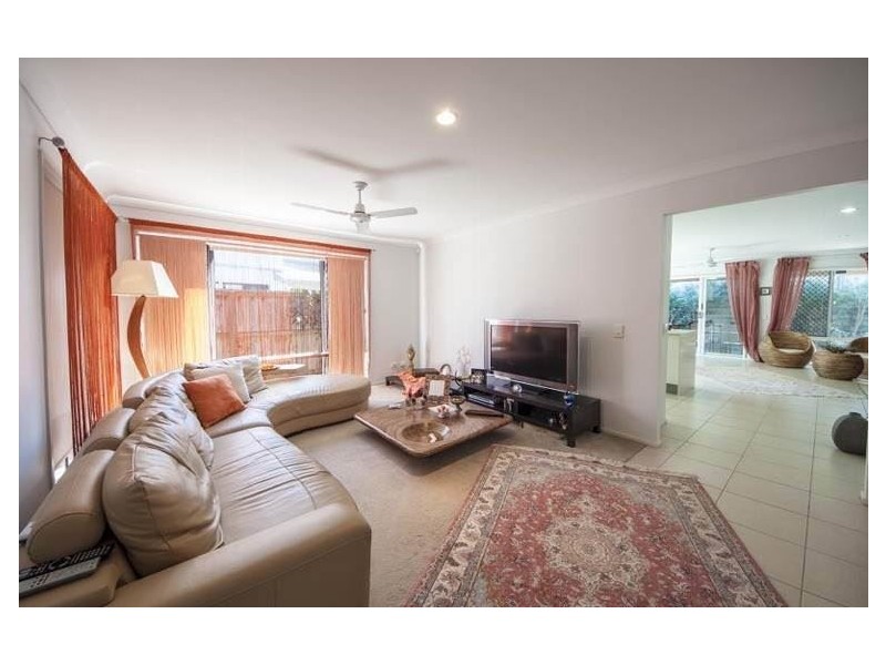 23 Lachlan Drive, Wakerley QLD 4154