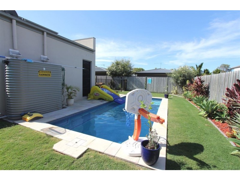 37 Brook Street, Wakerley QLD 4154
