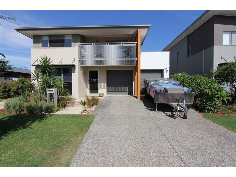 37 Brook Street, Wakerley QLD 4154