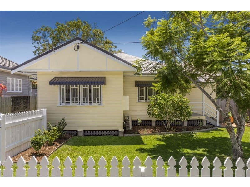 180 Whites Road, Lota QLD 4179
