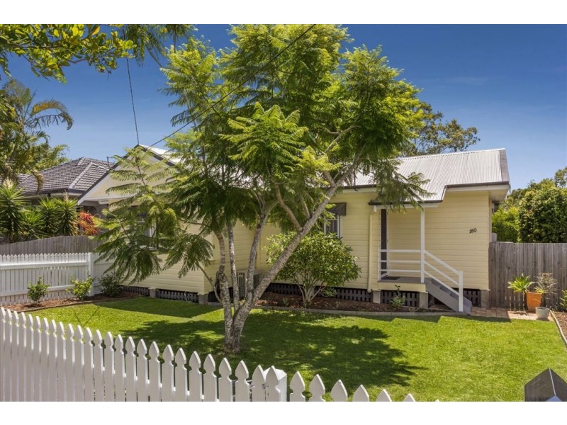 180 Whites Road, Lota QLD 4179