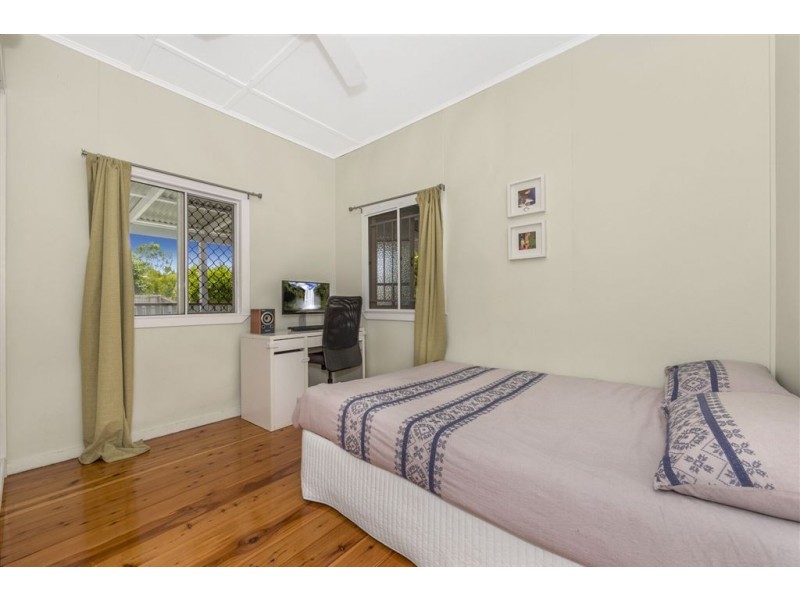180 Whites Road, Lota QLD 4179