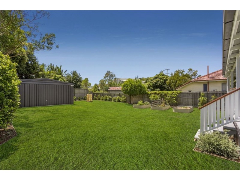 180 Whites Road, Lota QLD 4179