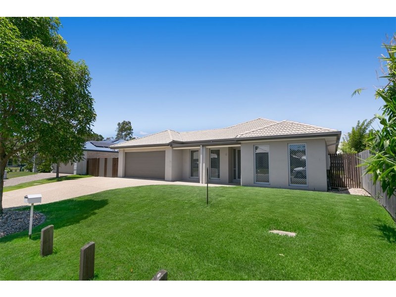 4 Paperbark Close, Wakerley QLD 4154