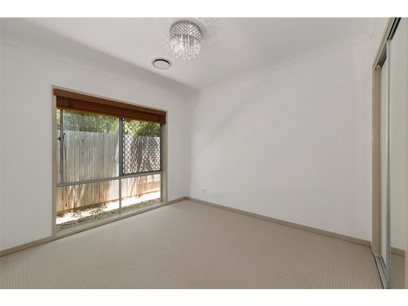 4 Paperbark Close, Wakerley QLD 4154