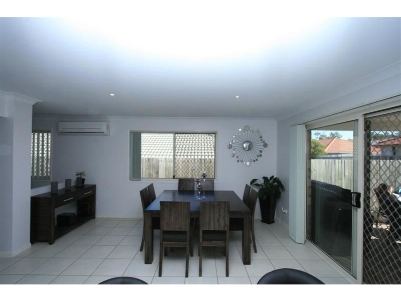 17 Jasmine Street, Wakerley QLD 4154