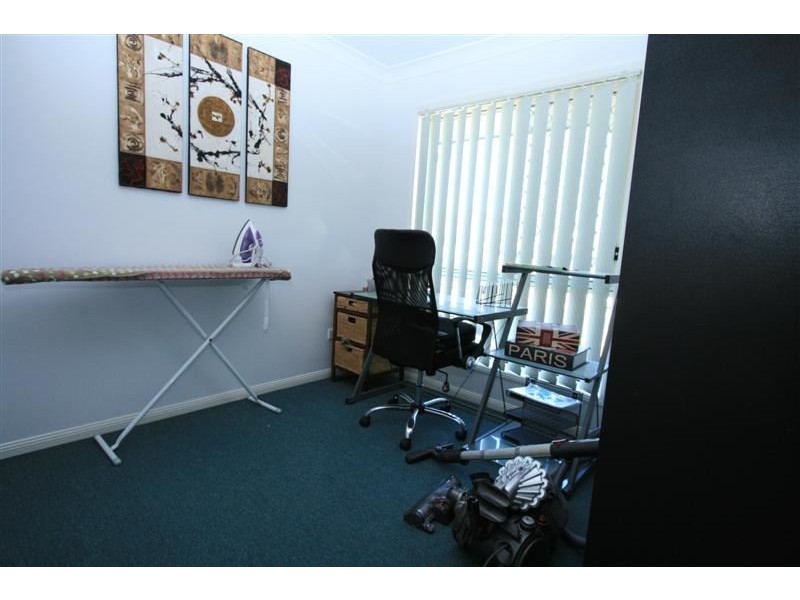 17 Jasmine Street, Wakerley QLD 4154