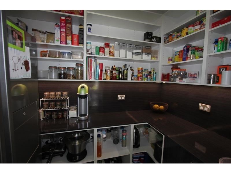 11 Sylvateere Crescent, Wakerley QLD 4154